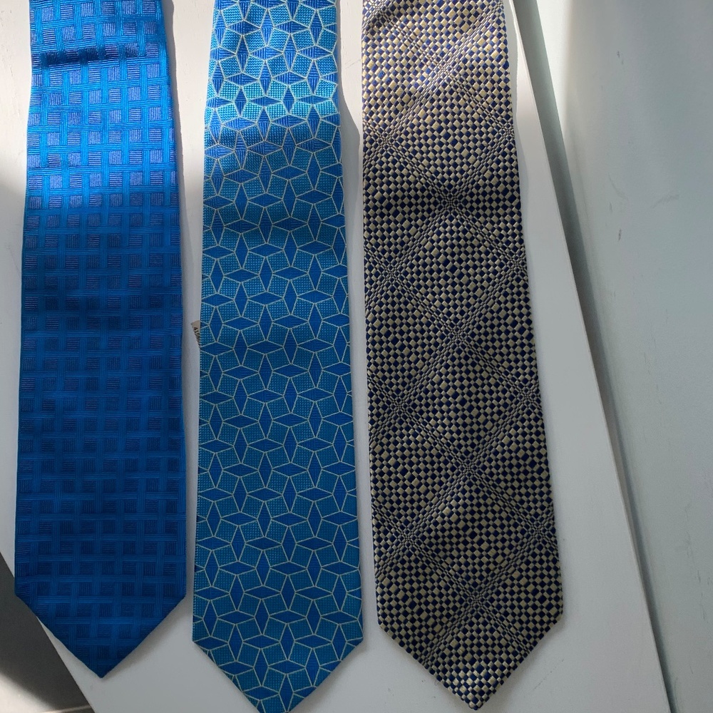 Set of three blue Paul Stuart ties